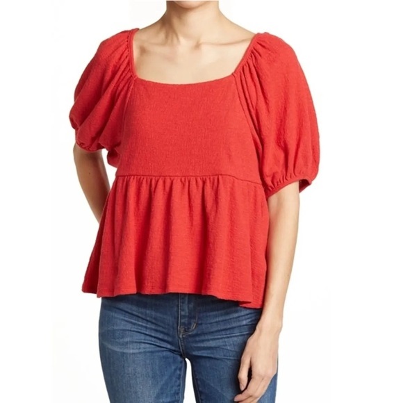 Madewell Tops - Madewell Red Dot Puff Sleeve Textured Blouse